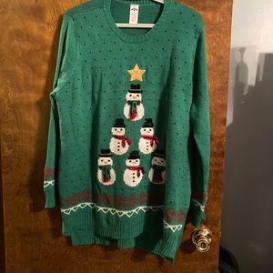 Green Christmas sweater